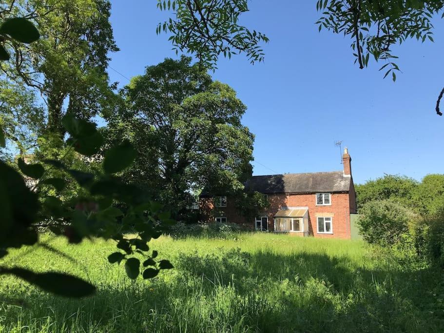 Long Bennington Priory Meadow Cottage מראה חיצוני תמונה
