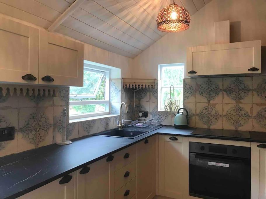 Long Bennington Priory Meadow Cottage מראה חיצוני תמונה